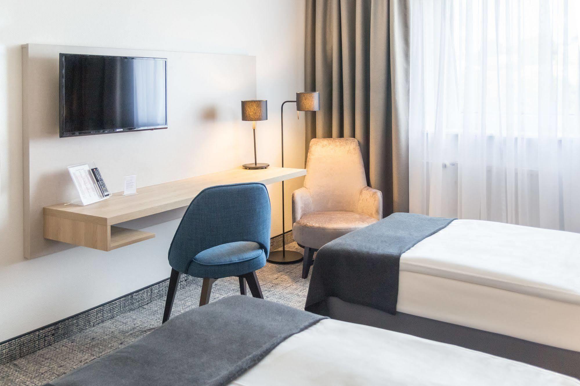 Ramada By Wyndham Flensburg City Exterior photo